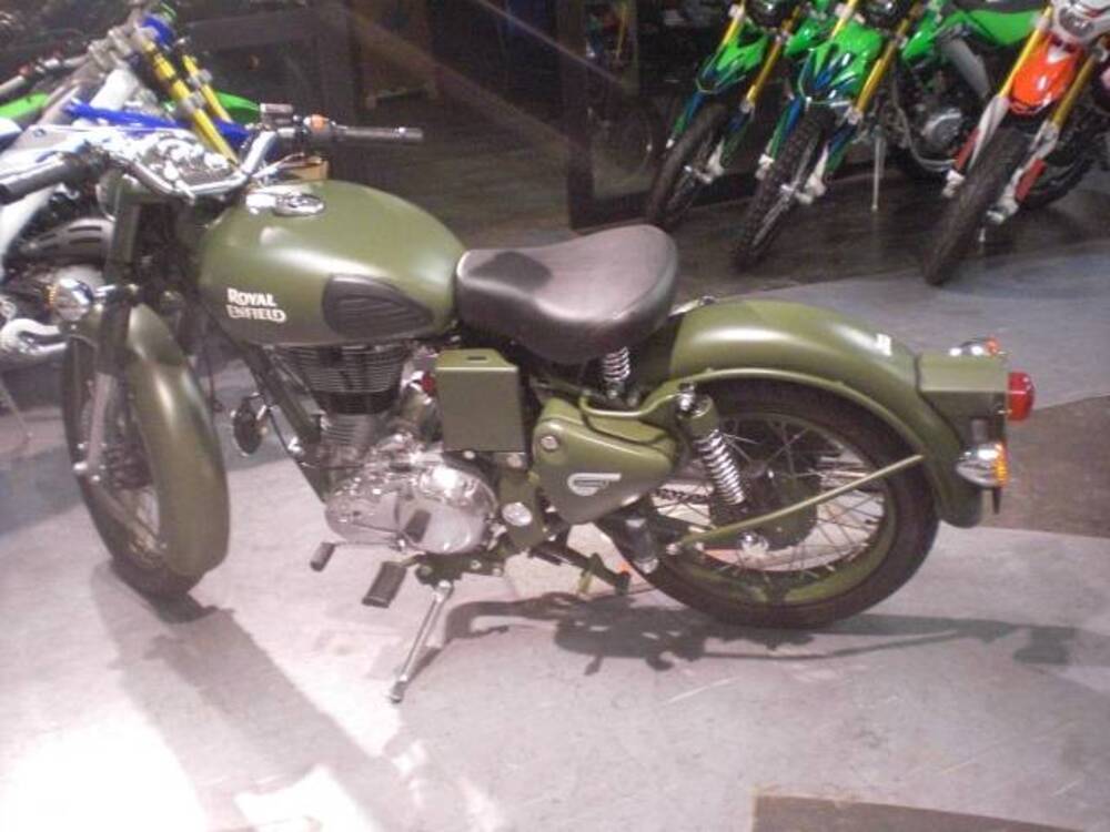 Royal Enfield Bullet 500 Classic EFI - Battle Green (2011 - 16) (4)