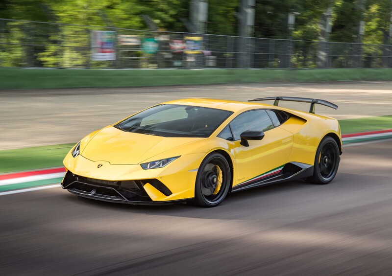 Salone di Parigi 2018, anche Lamborghini non ci sar&agrave;