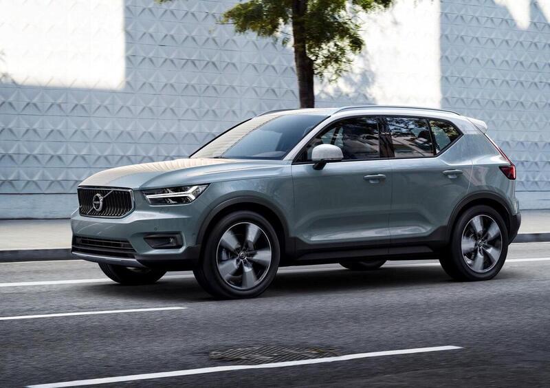 Volvo XC40, aumenta la produzione