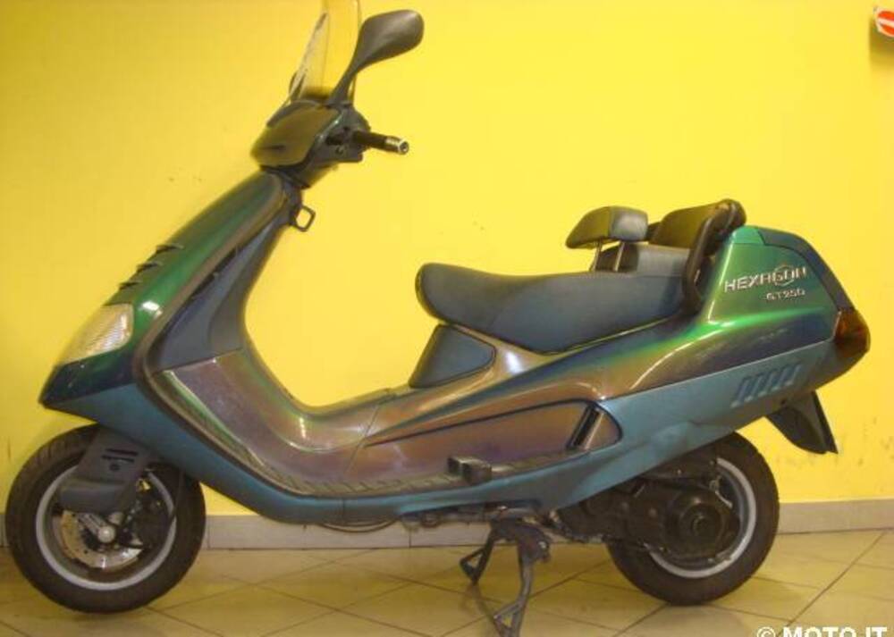 RICAMBI USATI HEXAGON Piaggio HEXAGON 125 150 180 250