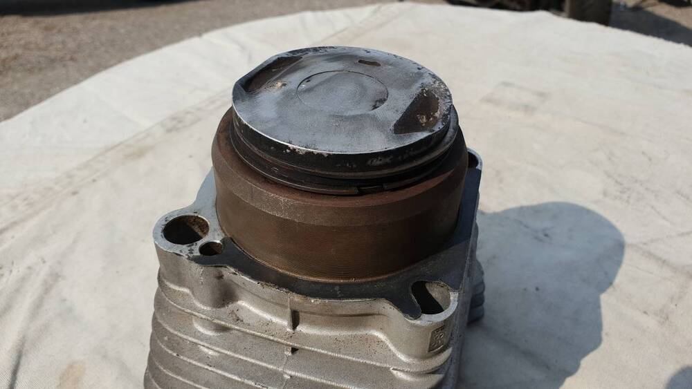 Cilindro e pistone Harley-Davidson Sportster 883 (7)