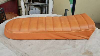 Sella Universale arrancione Caf&egrave;