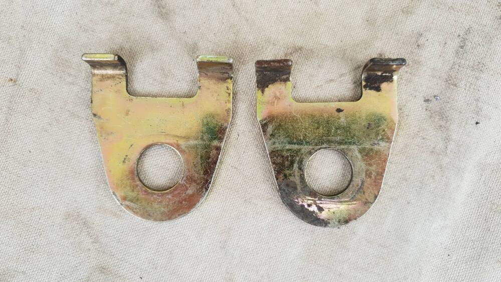 Supporti registro ruota post Ducati Monster