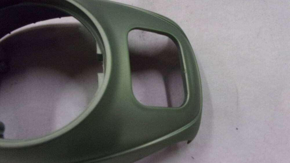 MASCHERINA MANUBRIO SUPERIORE PER VESPA 6 GIORNI (4)