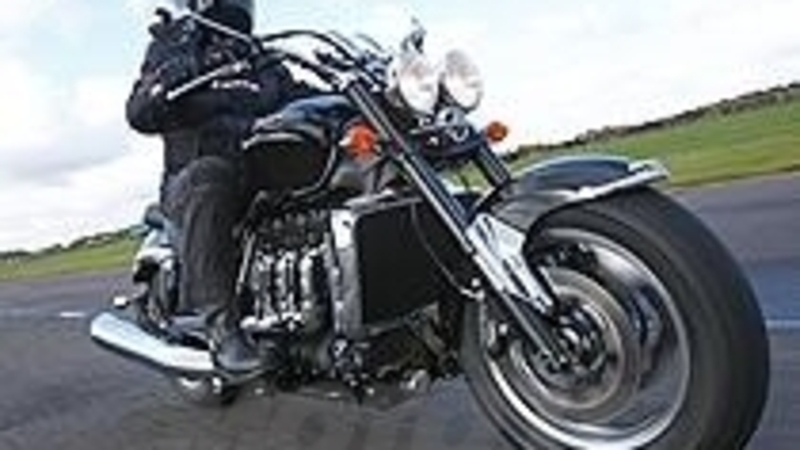 Triumph Rocket III Roadster