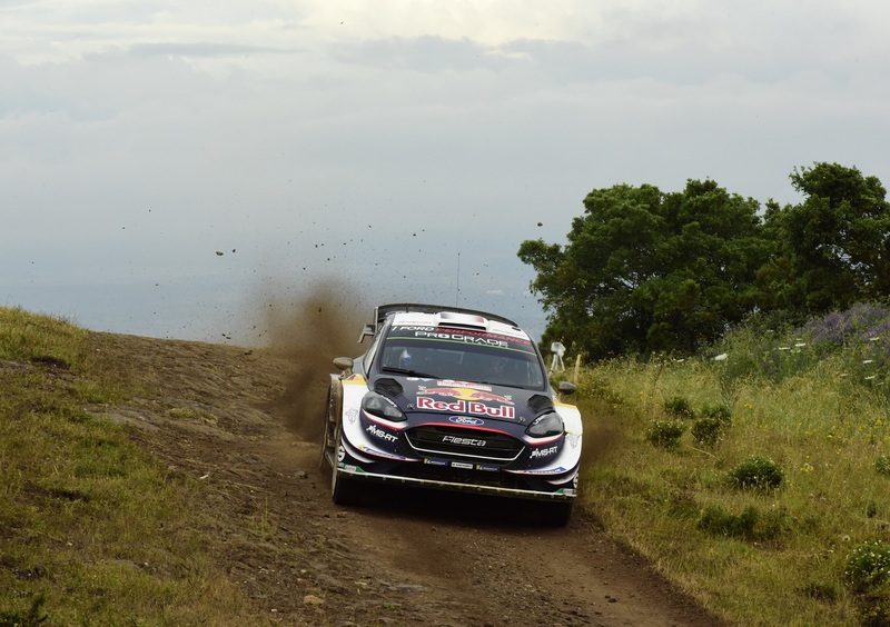 WRC18 Italia Sardegna. Ogier (Ford M-Sport) VS Neuville (Hyundai), &egrave; guerra!