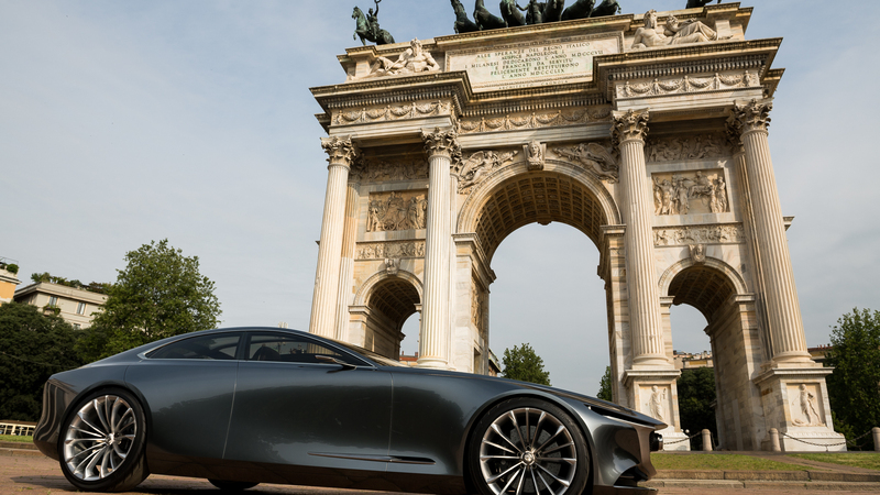 Mazda Vision Coup&eacute; a Milano, con il nuovo stile artistico della Casa giapponese [video]