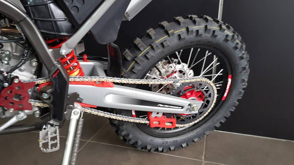 Fantic Motor Enduro 125 E Performance 4t (2018) (9)