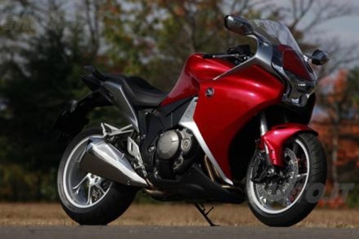 honda vfr 1200 fatichenti moto usate chiusi