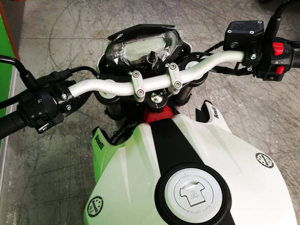 Benelli BN 125 (2021 - 25) (5)