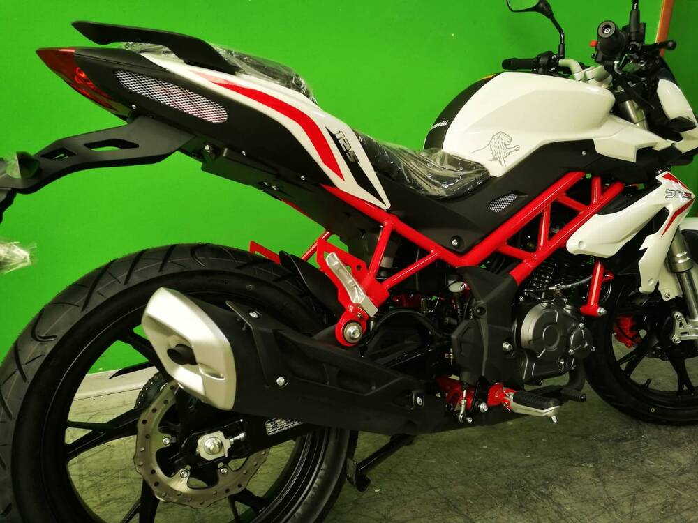 Benelli BN 125 (2021 - 25) (4)