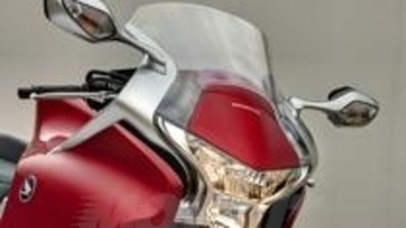 Honda VFR1200F: fatti toccare!