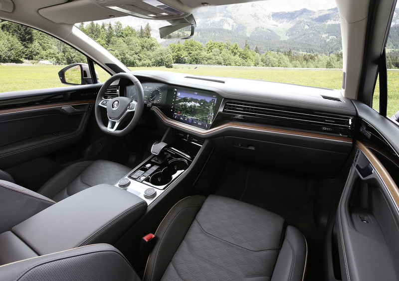 Volkswagen Touareg (2018-->>) (34)