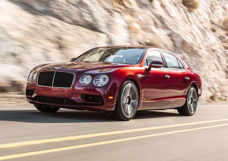 Bentley Flying Spur V8 S, sportivamente british