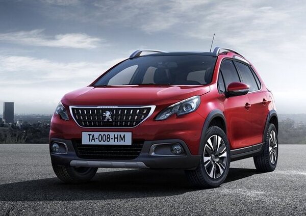 Peugeot 2008, è il momento del restyling