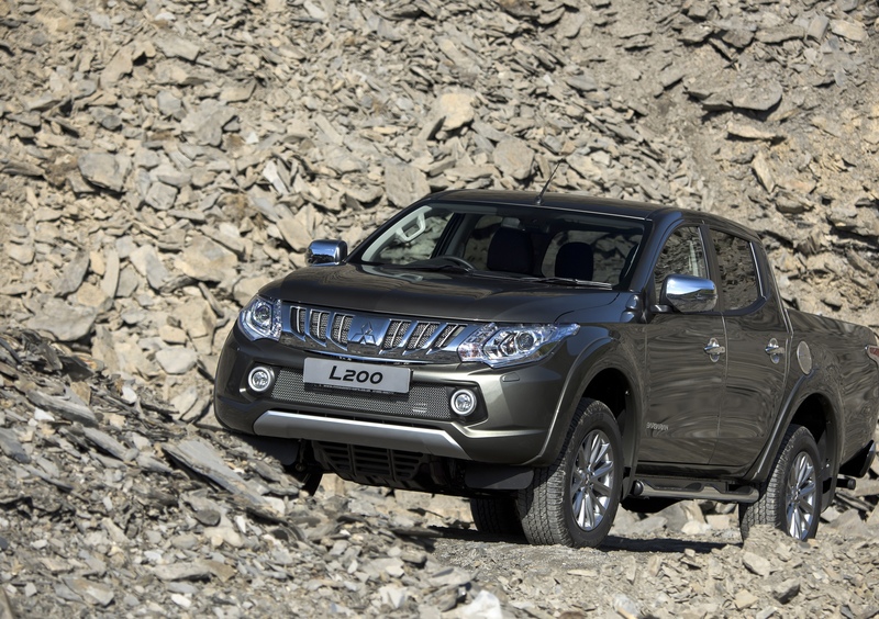 Mitsubishi L200 (2014-15) (10)