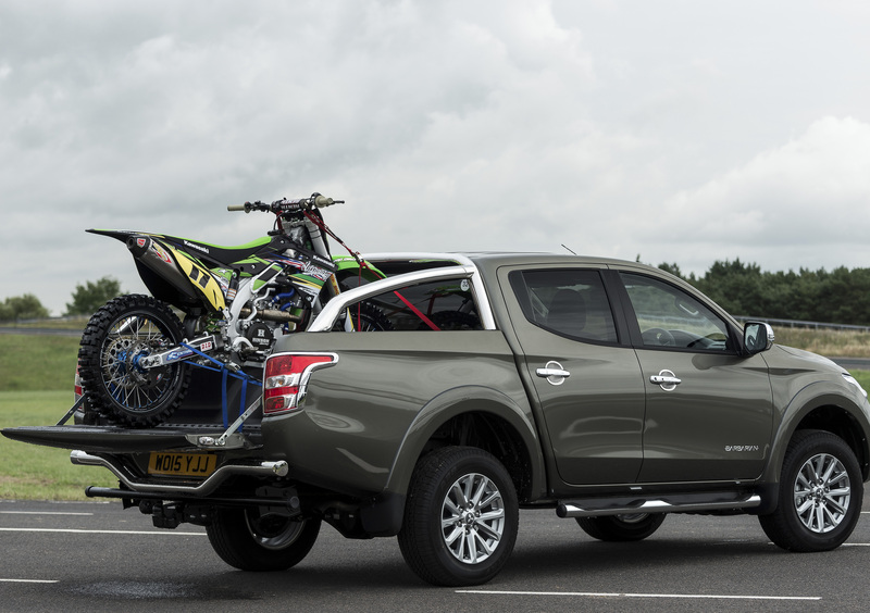 Mitsubishi L200 (2014-15) (12)