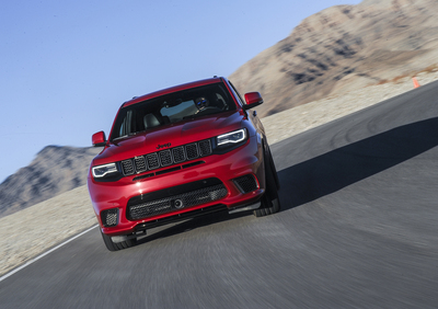 Jeep Grand Cherokee Trackhawk, mostro da 700 CV [Video]