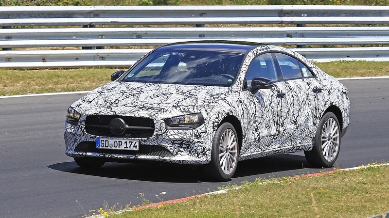 Mercedes CLA, in arrivo la Classe A Sedan