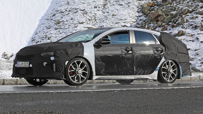 Kia Proceed GT, dopo il concept ecco il muletto