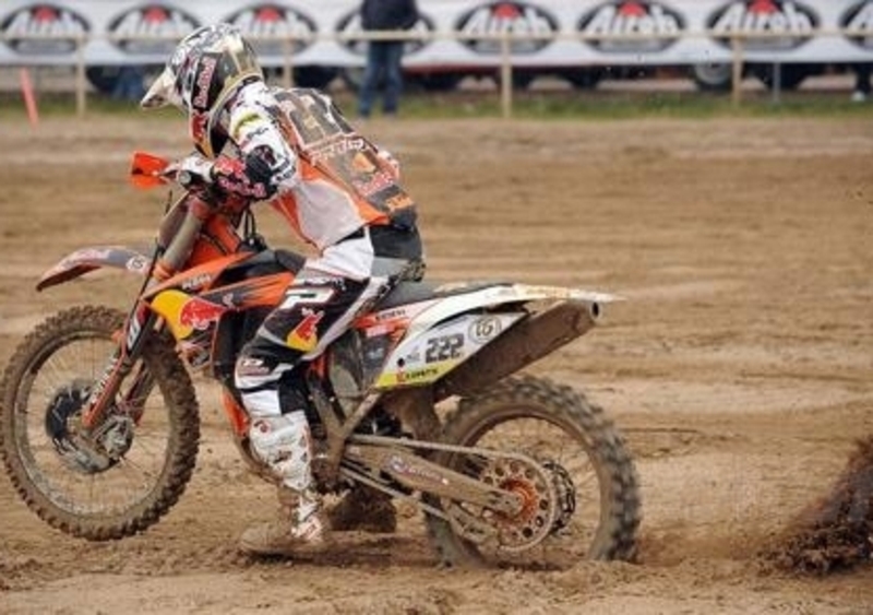 Cairoli e la KTM aprono lo Starcross