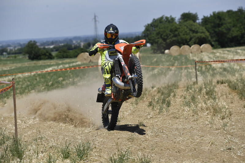 Nel 2019 il prezzo cresce del 3% e conferma le KTM tra le moto pi&ugrave; care nel segmento enduro racing