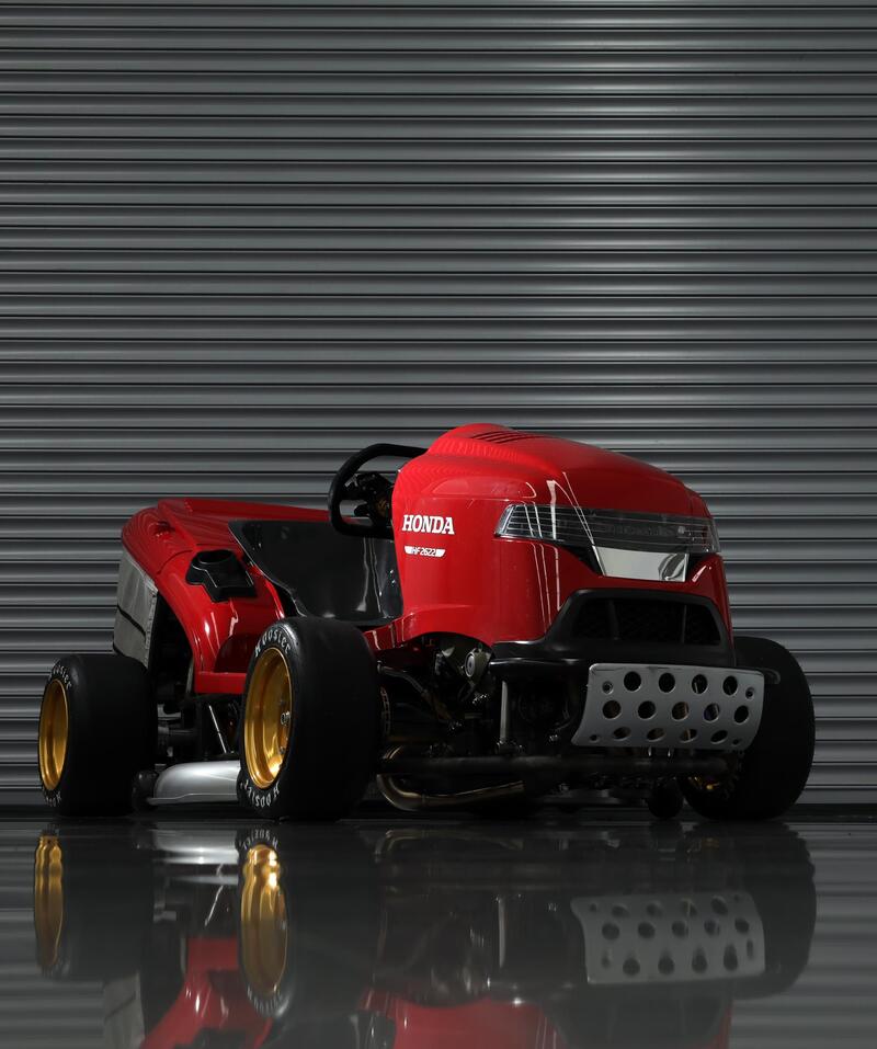 Honda Mean Mower V2, il tosaerba record da 240 km/h 