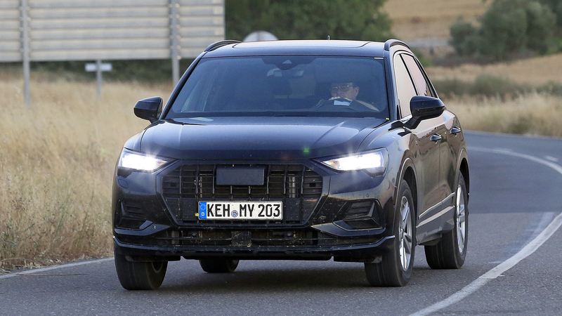 Audi Q3, le foto spia