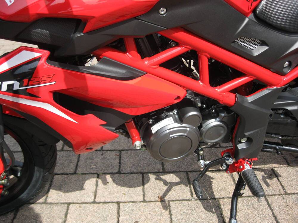 Benelli BN 125 (2021 - 25) (7)
