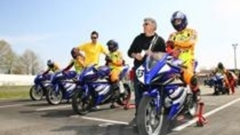 Yamaha R 125 Cup 2010