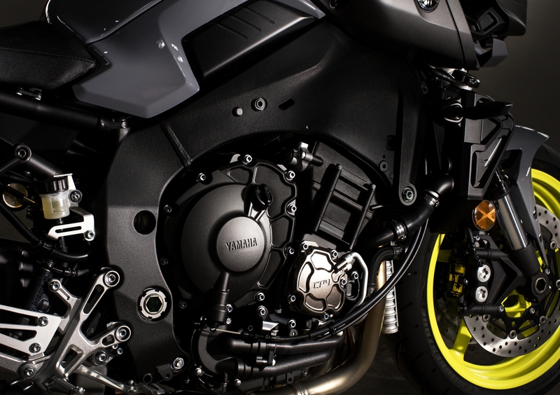 Yamaha MT-10 MT-10 ABS (2016 - 17) (12)