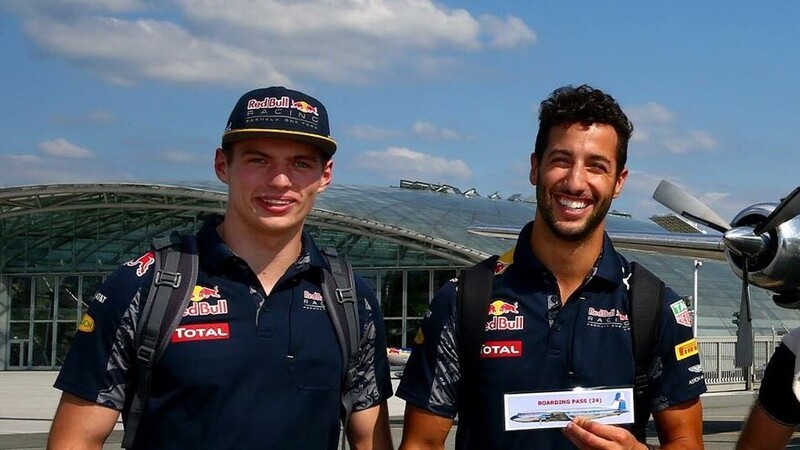 Aston Martin Valkyrie, sar&agrave; collaudata anche da Verstappen e Ricciardo