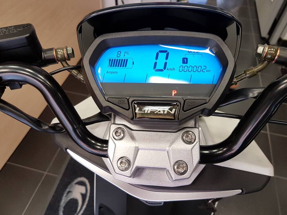 Lifan E3 (2018 - 25) (3)