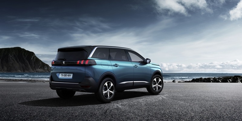 Peugeot 5008: nuovi motori Euro6.2 a braccetto dell&rsquo;EAT8