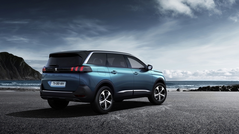 Peugeot 5008: nuovi motori Euro6.2 a braccetto dell&rsquo;EAT8