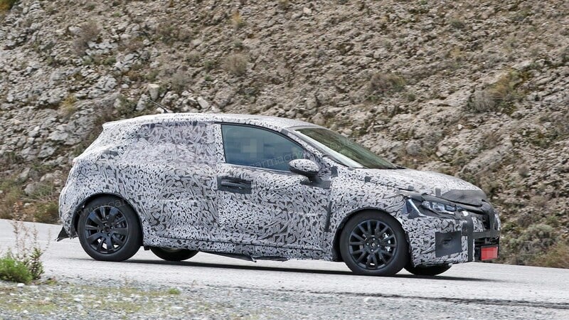 Renault Clio 2019, ripresa nei test su strada [Video]