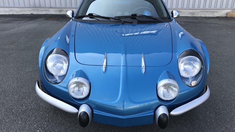 Smarlinette: un po&#039; Alpine A110, un po&#039; Smart Roadster