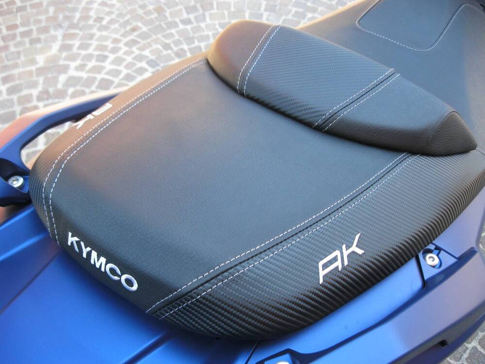 Kymco AK 550 ETS (2021 - 25) (10)