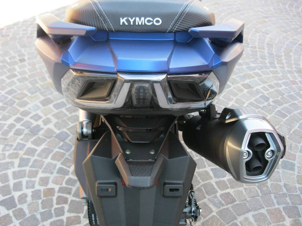 Kymco AK 550 ETS (2021 - 25) (13)