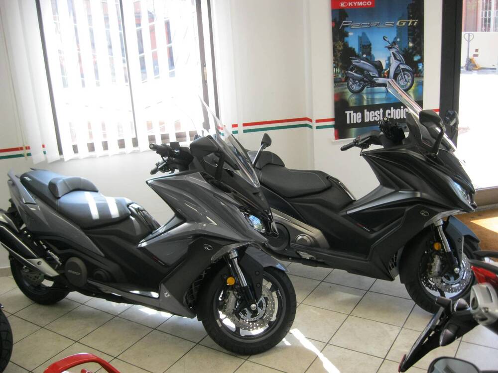 Kymco AK 550 ETS (2021 - 25) (19)