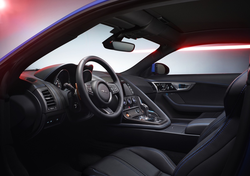 Jaguar F-Type Coupé (2014-25) (33)