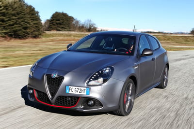 Alfa Romeo Giulietta restyling 2016 [Video]