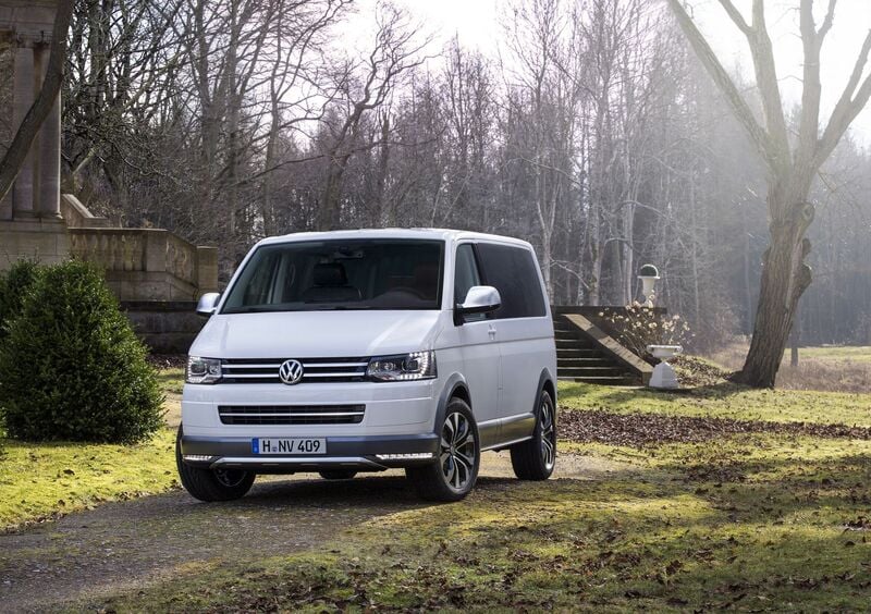 Volkswagen Multivan (2015-24) (3)