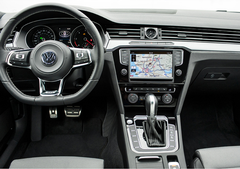 Volkswagen Passat (2014-21) (32)