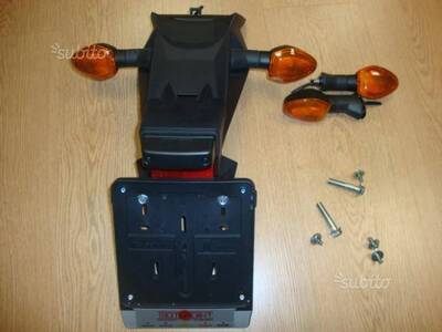 Parafango posteriore suzuki GSR-750