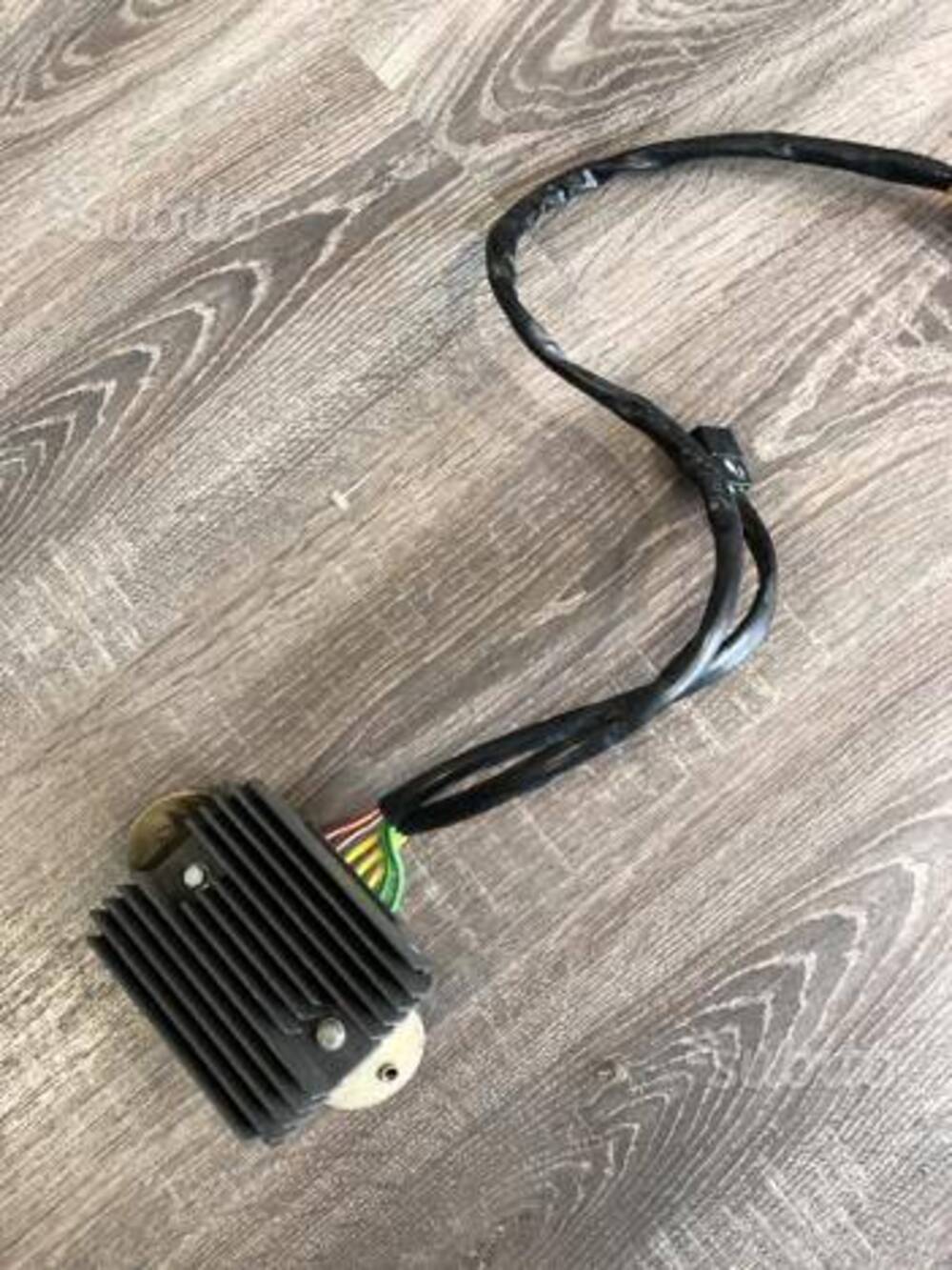 Regolatore di tensione Beverly Piaggio (2)