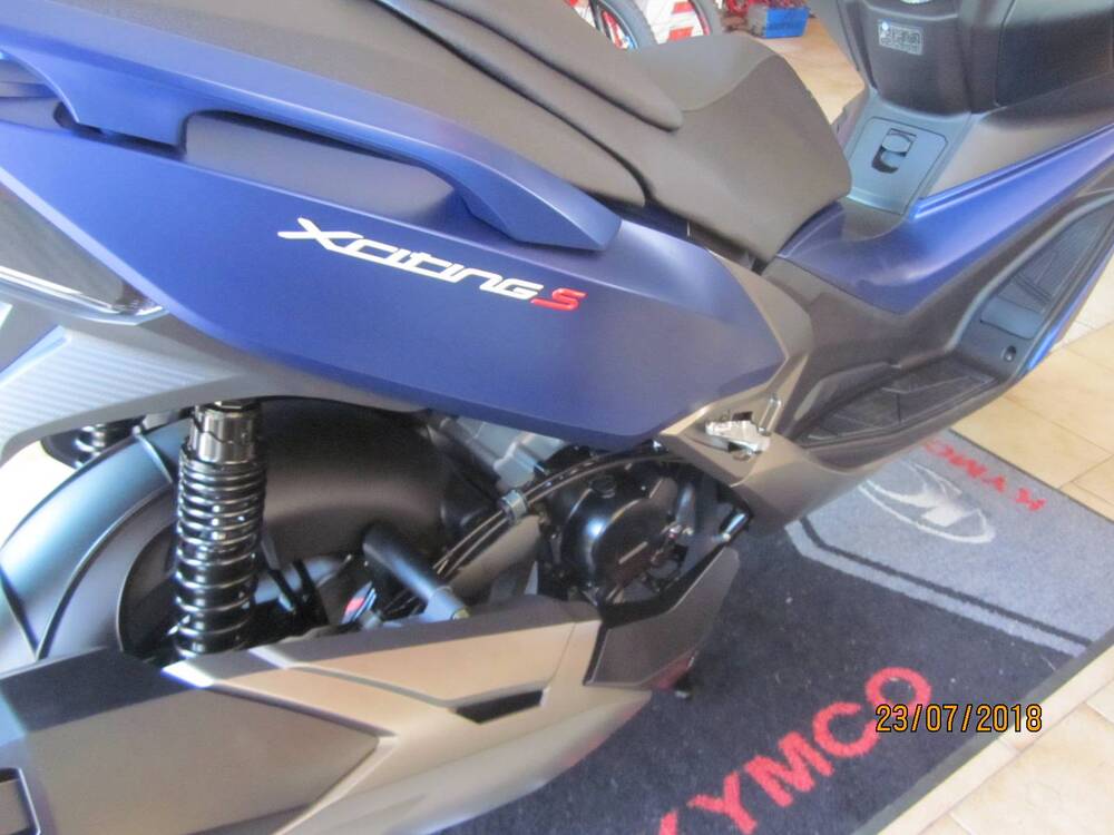 Kymco Xciting VS 400i (2023 - 25) (4)