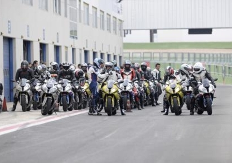 La FMI organizza corsi di guida sportiva a Vallelunga