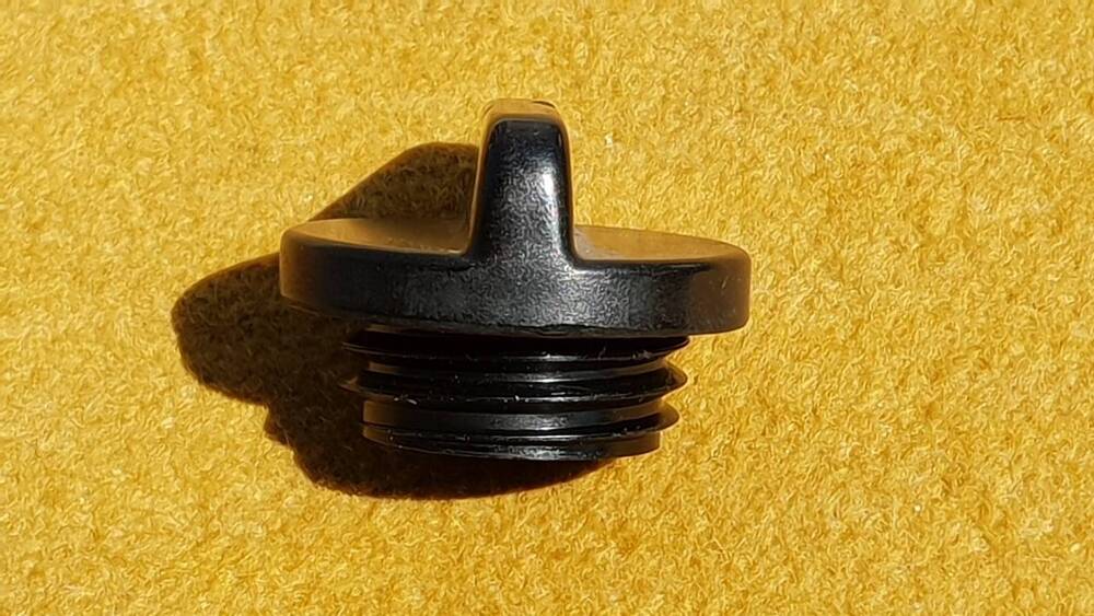 Tappo olio Yamaha Virago XV 535 (2)