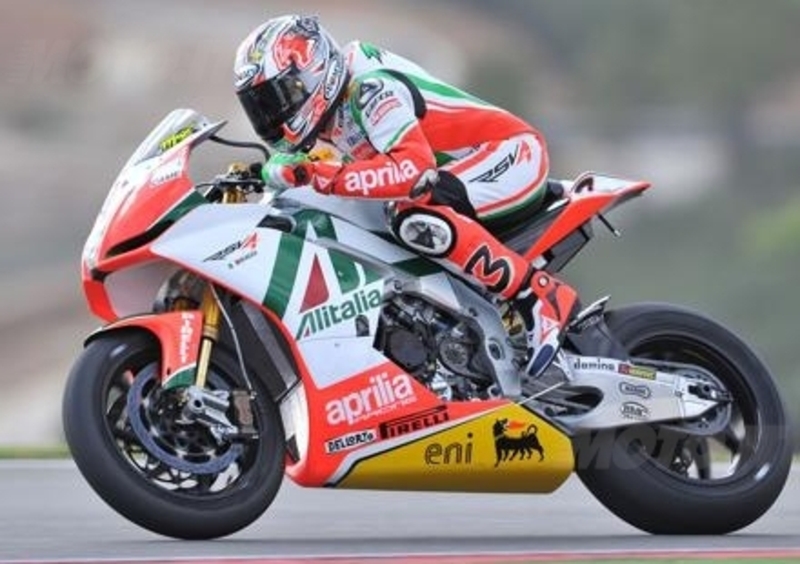 Aprilia potr&agrave; utilizzare la distribuzione a cascata di ingranaggi sulla RSV4 